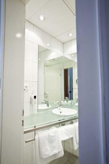 Parkhotel Osnabruck Стая снимка